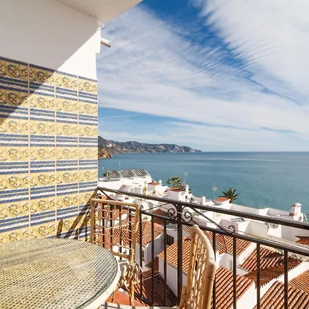 Apartamento Fuer 4 Personen Ca 90 Qm In Nerja, Andalusien Costa Del Sol *